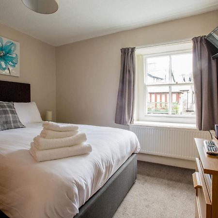 Craven Heifer Hotel Ingleton  Buitenkant foto