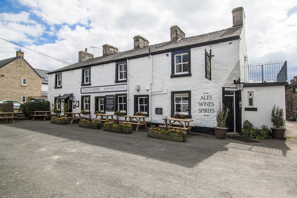 Craven Heifer Hotel Ingleton  Buitenkant foto