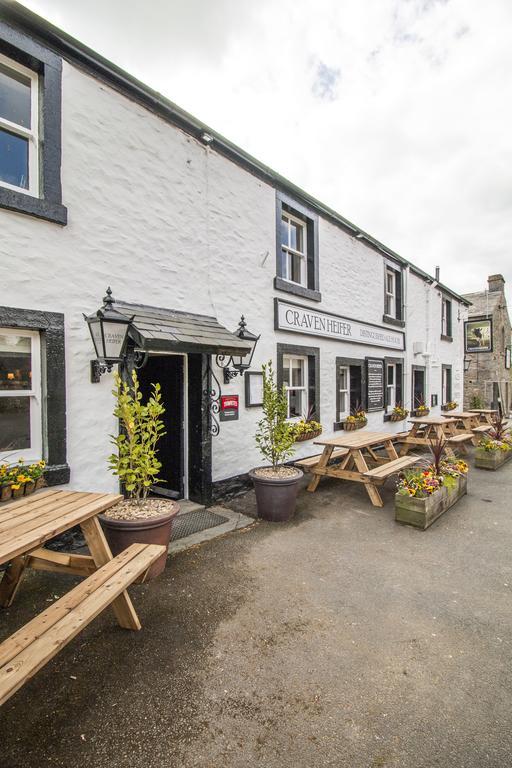 Craven Heifer Hotel Ingleton  Buitenkant foto